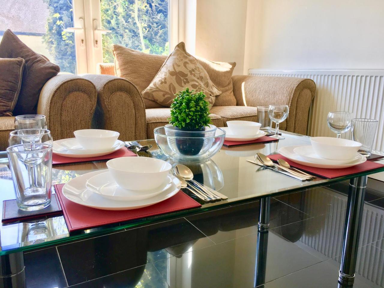 London 2 Bedroom Apartment, Kitchen, Reception And Private Garden Exterior foto