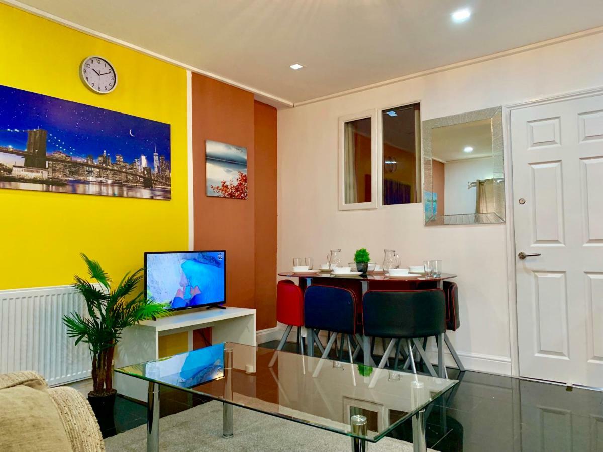 London 2 Bedroom Apartment, Kitchen, Reception And Private Garden Exterior foto
